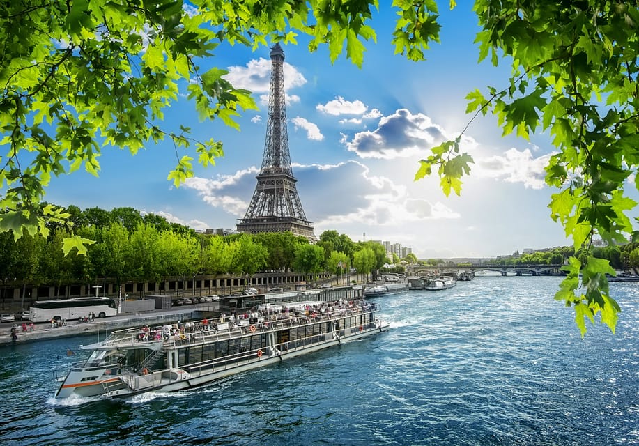 Paris: Day or Sunset Cruise with Drink, Ice Cream or Dessert